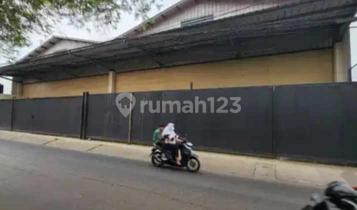 Disewakan Gudang Akses Container di Tambun Selatan Bekasi