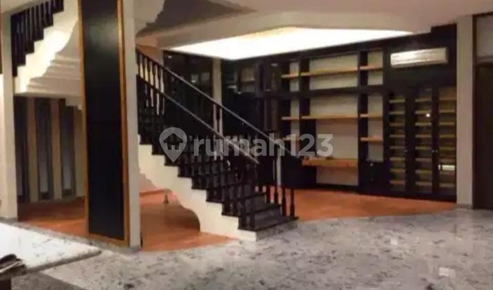 For Sale Luxury House in Gading Pelangi