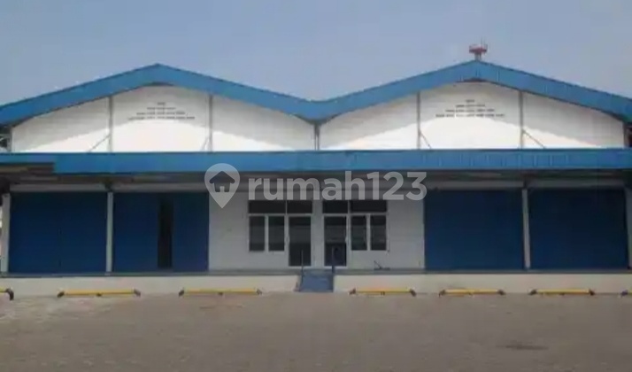 Warehouse for Sale Ready to Use, Strategic Location in Cakung, East Jakarta Warehouse for Sale Ready to Use, Strategic Location in Cakung, East Jakarta