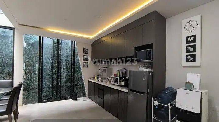 Dijual Rumah Cantik Minimalis, Full Renovasi,siap Huni di Grand Wisata Bekasi 2