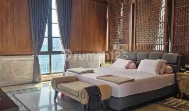 Dijual Rumah Mewah Furnished di Pantai Mutiara View Laut With Pool 2