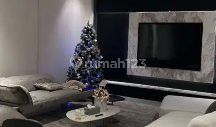 Dijual Rumah Mewah di PIK American Style 