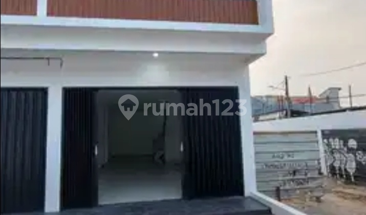 Disewakan Ruko 2 Lantai, Strategis Pinggir jalan Raya 