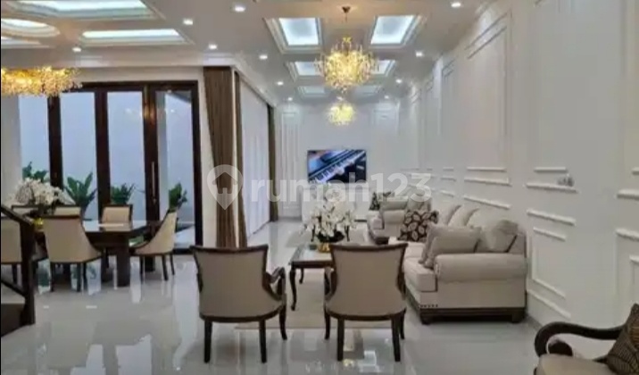 Dijual Rumah Mewah di Boulevard Citra Grand Cibubur