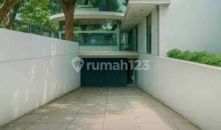 Dijual Rumah di Kemang Jakarta Selatan 