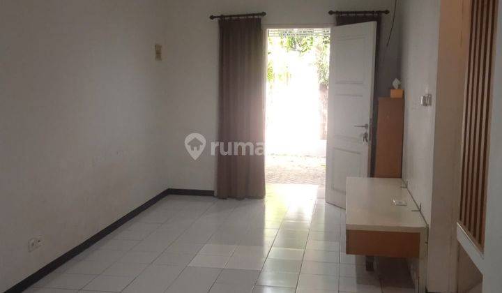 Disewakan Rumah Bagus, Rapi, Fully Furnished Di Griya Sutera 1