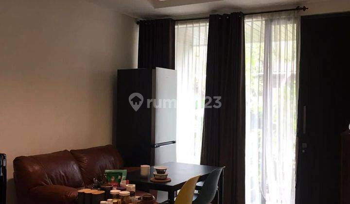 Dijual Segera Rumah 2 Lantai Bagus Hadap Selatan Di Golden Stone 1