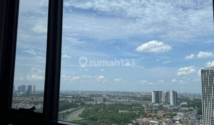 Disewakan Apartemen Collins Boulevard Furnished  1