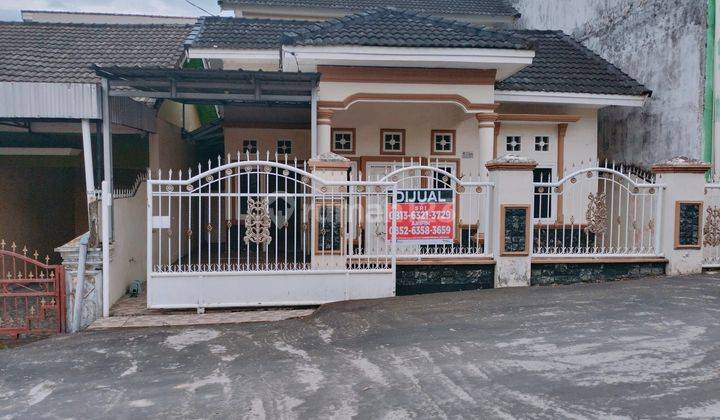 *Dijual Cepat Rumah 2 Lantai, Bagus di Jl. Suparman, Palembang 1