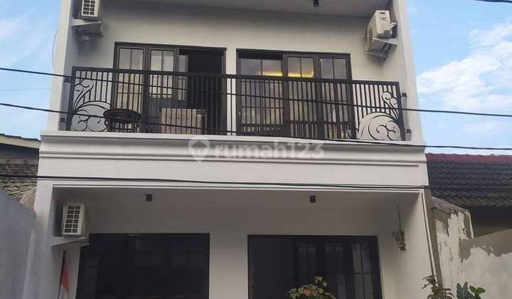 Rumah Graha Bintaro Konsep Eropa Dijual Murah 1