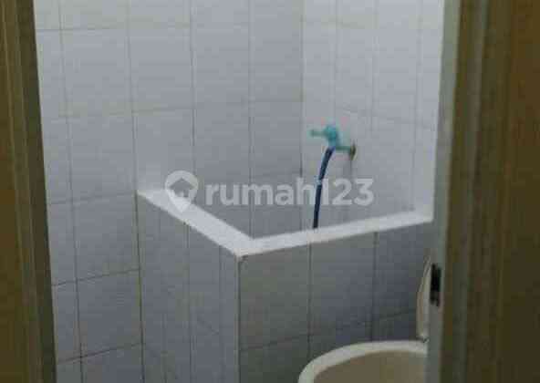 Minimalist Ready-to-Occupy Palem Pertiwi House in Gresik 2