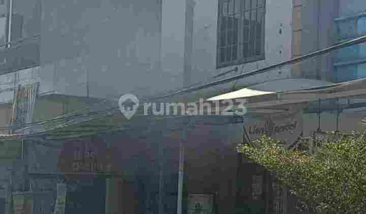 Ruko Siap Pakai Strategis di Raya Manukan Lor Ruko Siap Pakai Strategis di Raya Manukan Lor