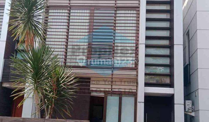 Rumah Graha Famili Platinum Terrace Surabaya Barat 1