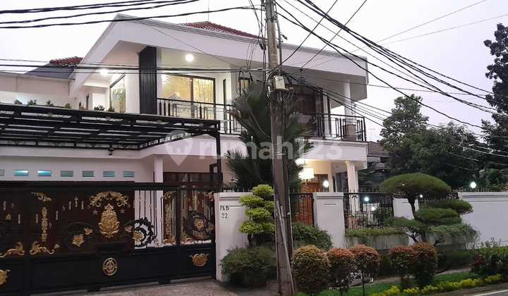 Nice House on Gedung Pinang Street, Pondok Indah, South Jakarta