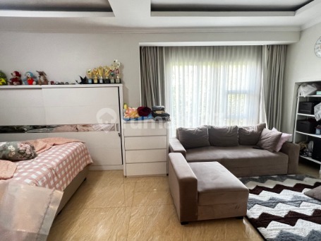 Rumah Bagus 2 Lantai Sudah Renovasi Semi Furnished SHM di Sektor 9 Bintaro Jaya Rumah Bagus 2 Lantai Sudah Renovasi Semi Furnished SHM di Sektor 9 Bintaro Jaya