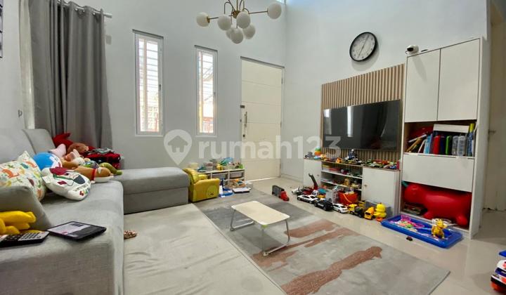 Rumah Bagus di Kuricang Raya Bintaro Jaya Sektor 3 1