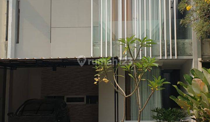 Rumah Bagus Di Discovery Eola Bintaro Jaya Sektor 9 1