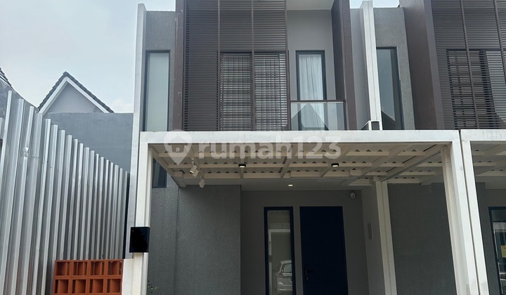 Rumah Bagus di Melia Hyra Graha Raya Bintaro Jaya