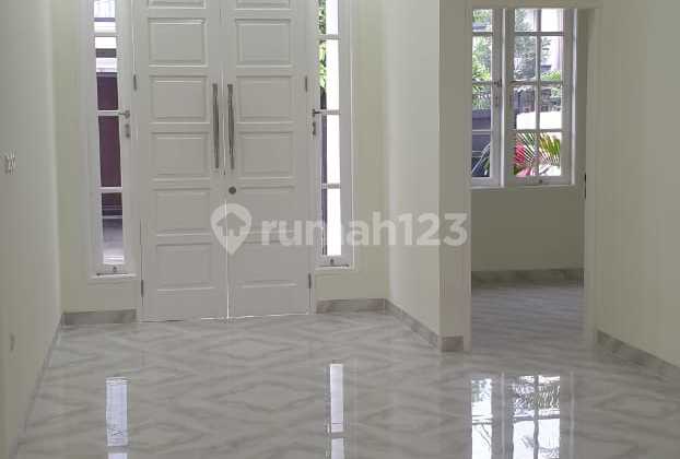 Rumah Bagus Di Griya Torina Bintaro Sektor 3 Tangerang Selatan 2