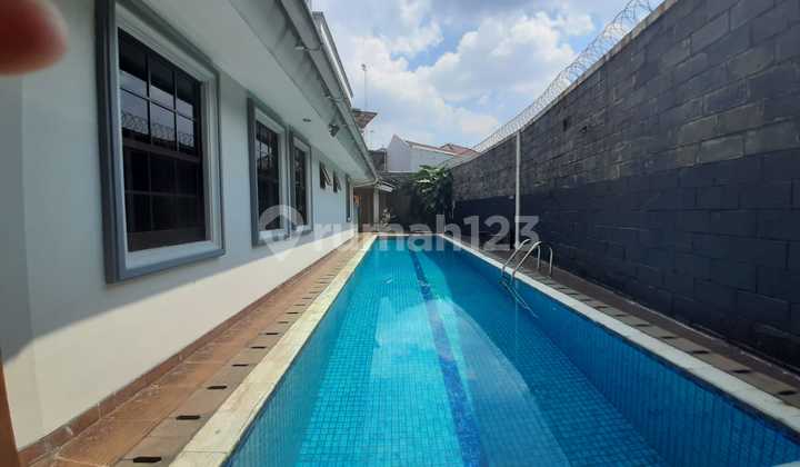 Rumah Bagus di Perum Bukit Mas Rempoa Ciputat Timur Tangerang Selatan