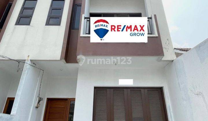 Dijual Rumah 3,5 Lantai Wiijaya Kusuma, Grogol Petamburan 1