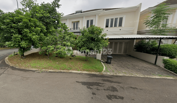 Dijual Rumah Hoek Les Belles Maisons Siap Huni 1