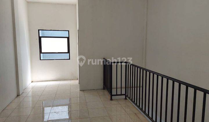 Dijual Dan Disewakan Ruko 2 Lantai Lokasi Pinggir Jalan di Duri Kosambi 2