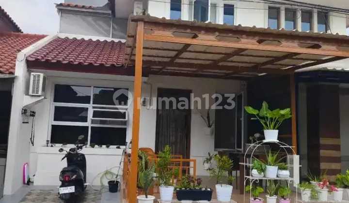 Turun Harga! Rumah 2 lantai di Taman Parahyangan, Lippo Karawaci Turun Harga! Rumah 2 lantai di Taman Parahyangan, Lippo Karawaci