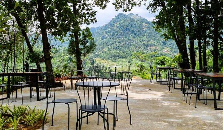 Dijual Tempat Wisata Asri Dengan View Gunung Dan Curug 2