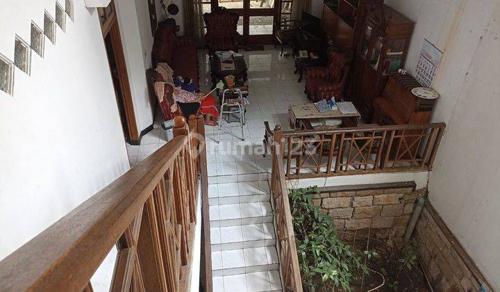 Rumah Lama di Menteng Harga Termurah Lokasi Strategis 2