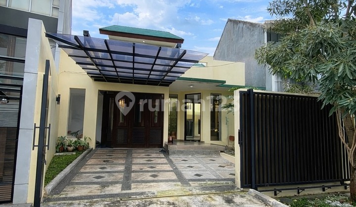 2-Story Move-In Ready House with Spacious Backyard in Cinere