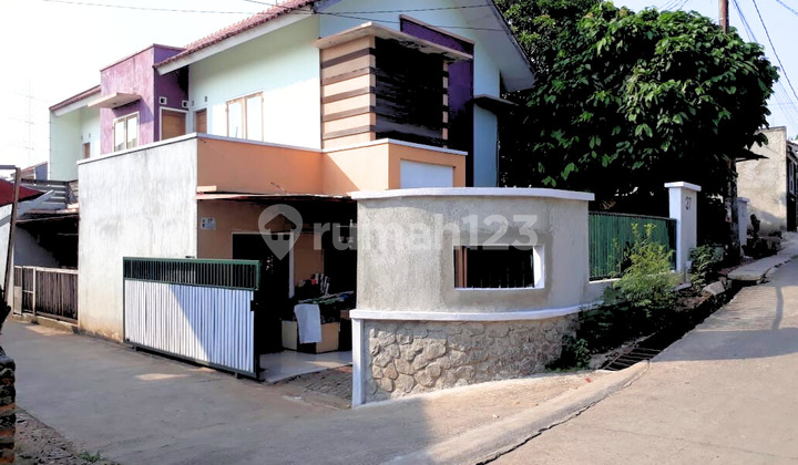 Best Deal, Spacious and Strategic 2-Story House Near Limo Toll Road.