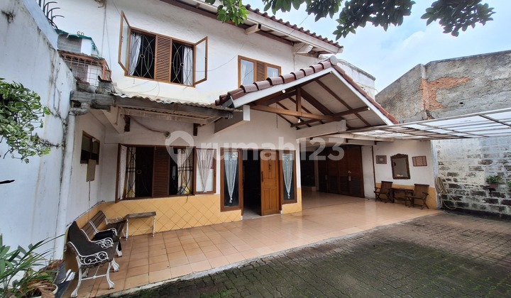 Rumah Siap Huni Pinggir Jalan Raya Cocok untuk Usaha