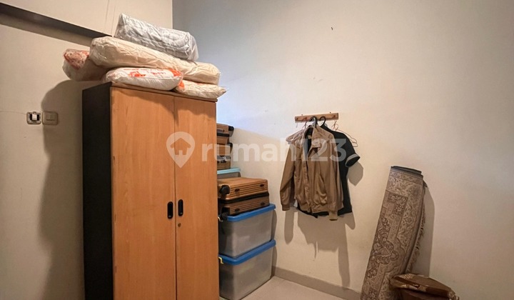 2-Story House in a Large & Strategic Complex in Cinere 2