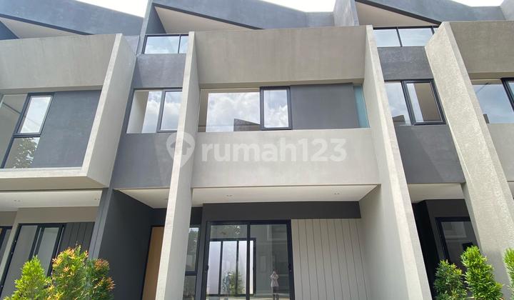 Rumah Brand New di Jagakarsa 3 Lantai Dalam Townhouse Siap Huni Rumah Brand New di Jagakarsa 3 Lantai Dalam Townhouse Siap Huni