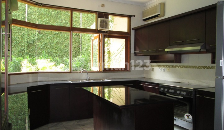 Rumah Sewa di Komplek Elite TB Simatupang 2 Lantai Siap Huni 2