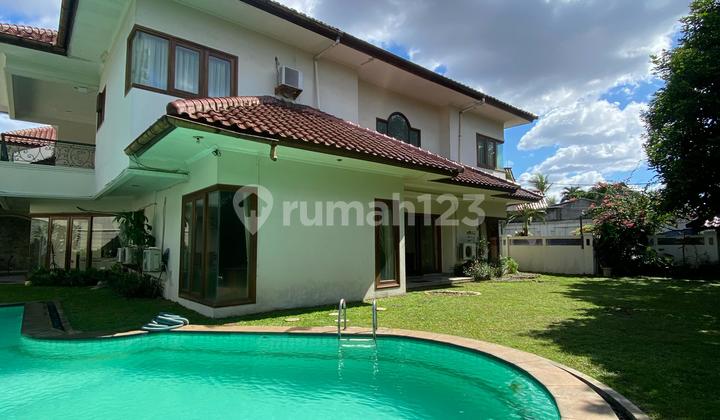 Rumah Mewah di Ampera Jaksel Ada Swimming Pool Selangkah ke Kemang