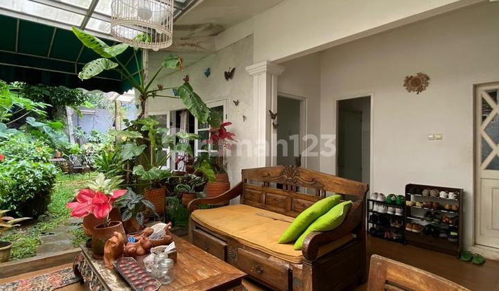 Asri Well-Maintained 1-Story Building House in Cirendeu 2