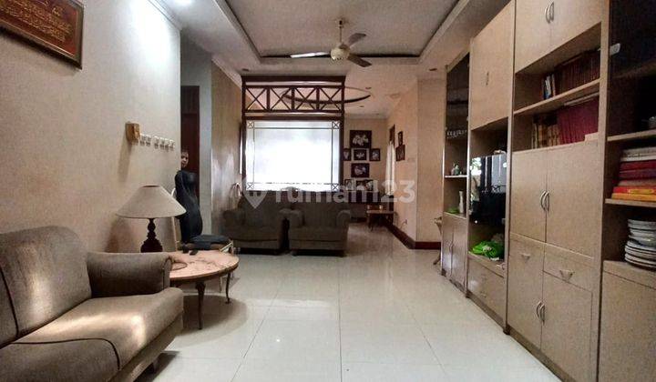 Rumah Minimalis di Cinere 2,5 Lantai Dalam Komplek 2