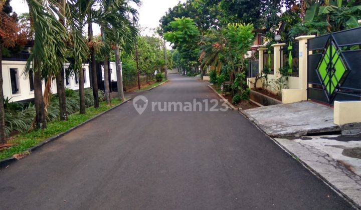 Rumah Minimalis 2 Lantai di Duren Sawit Siap Huni 2