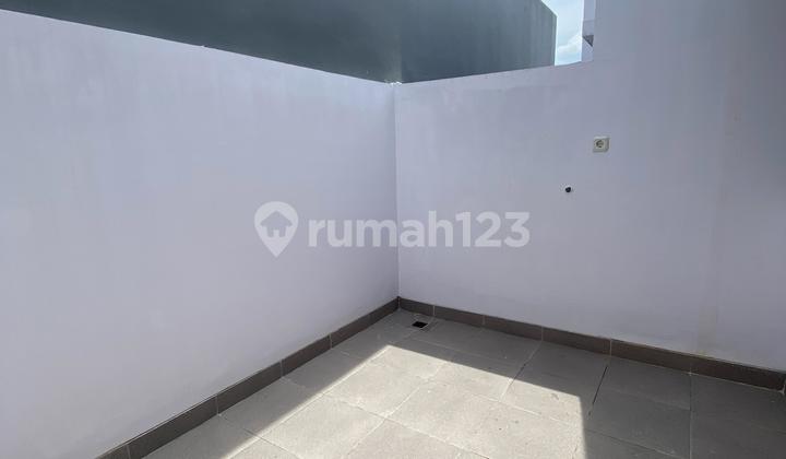 Rumah Brand New di Jagakarsa 3 Lantai Dalam Townhouse Siap Huni 2