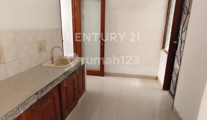 Nias Coconut House Safe Well-Maintained Near Mall 2