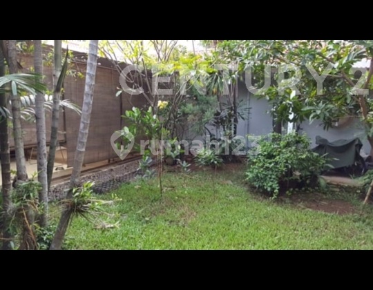 RUMAH MEWAH ASRI STRATEGIS Di JALAN BESAR. AKSES MUDAH 1