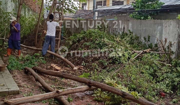 Rumah Lama Hitung Tanah di Cengkareng Timur Harga NJOP