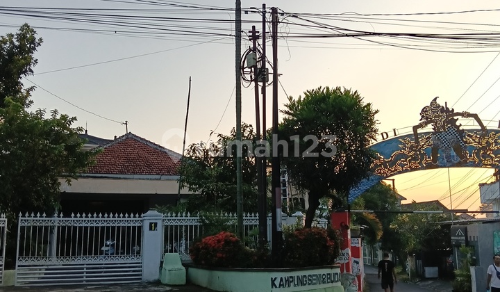 Rumah Hoek Lokasi Bagus di Candisari Kota Semarang 2