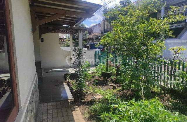 Rumah Lama Terawat Di Arcamanik Endah Layak Huni dekat GRIYA 1