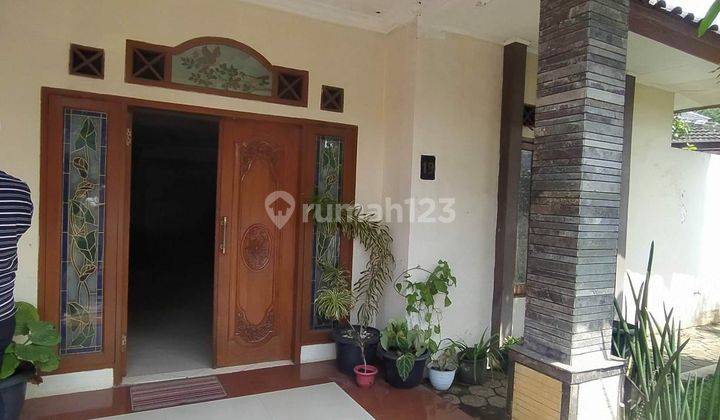 Rumah Asri Jl.Golf Barat Arcamanik Siap Huni Bagus Dekat GRIYA 1