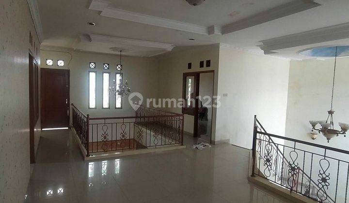 Rumah Asri Jl.Golf Barat Arcamanik Siap Huni Bagus Dekat GRIYA 2