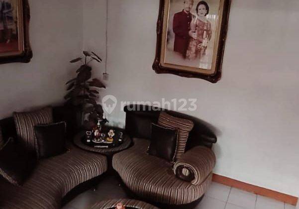 Rumah Classic 1 Lantai Shm Terawat Di Metro Margahayu,bandung 2