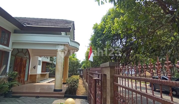 Rumah Hook Komplek Elite Di Antapani Dekat Pusat Kota Bandung